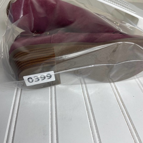 Vionic Millie Burgundy Booties Size 6 W - Picture 9 of 9